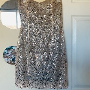 •• Sequin shine bodycon dress ••Worn once